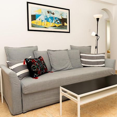 לרנקה Olivia Mackenzie 2 Bedroom Flat With Pool מראה חיצוני תמונה