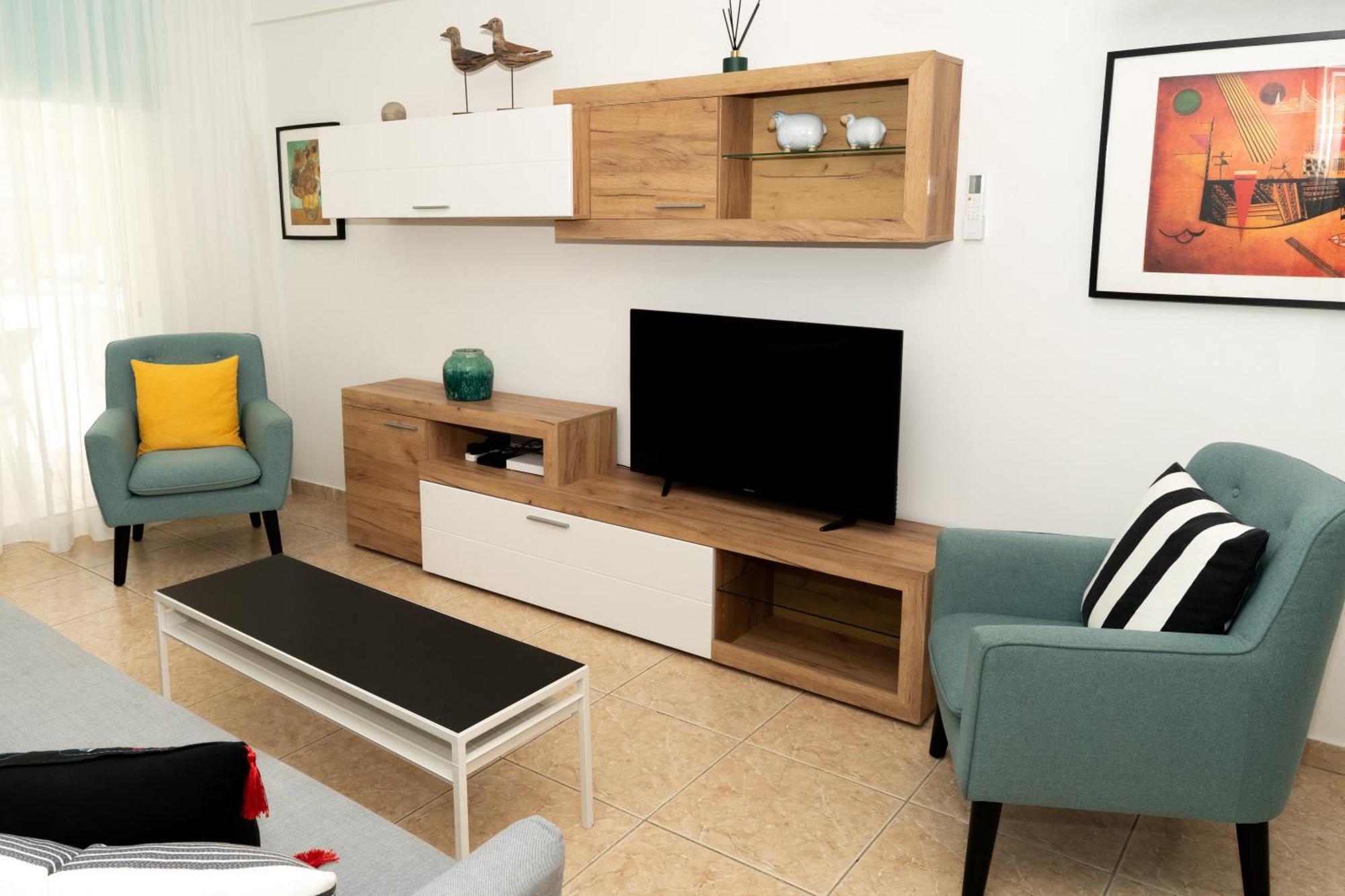 לרנקה Olivia Mackenzie 2 Bedroom Flat With Pool מראה חיצוני תמונה