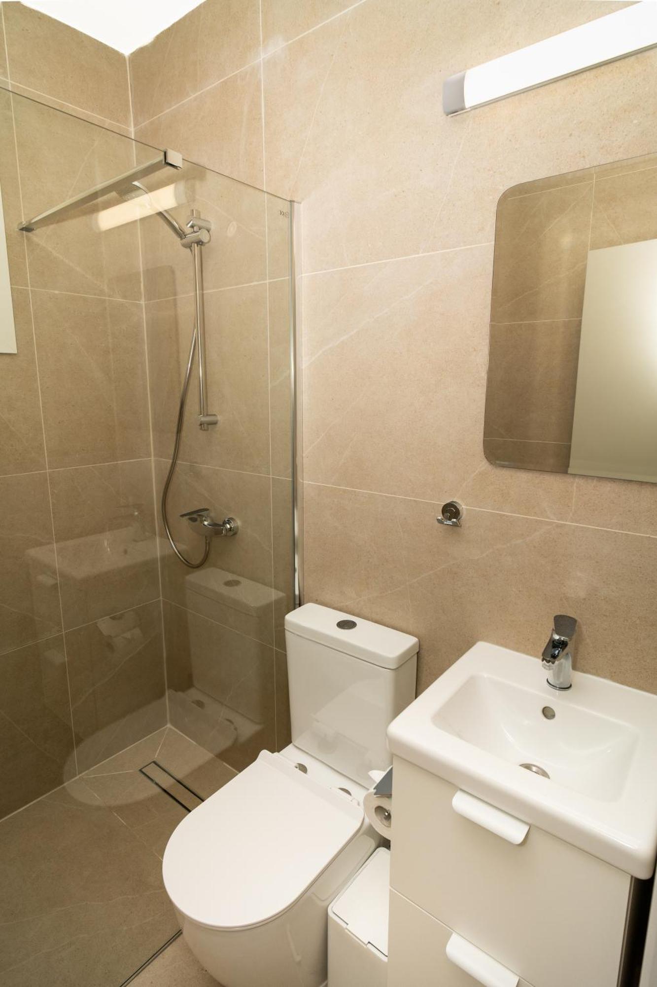 לרנקה Olivia Mackenzie 2 Bedroom Flat With Pool מראה חיצוני תמונה