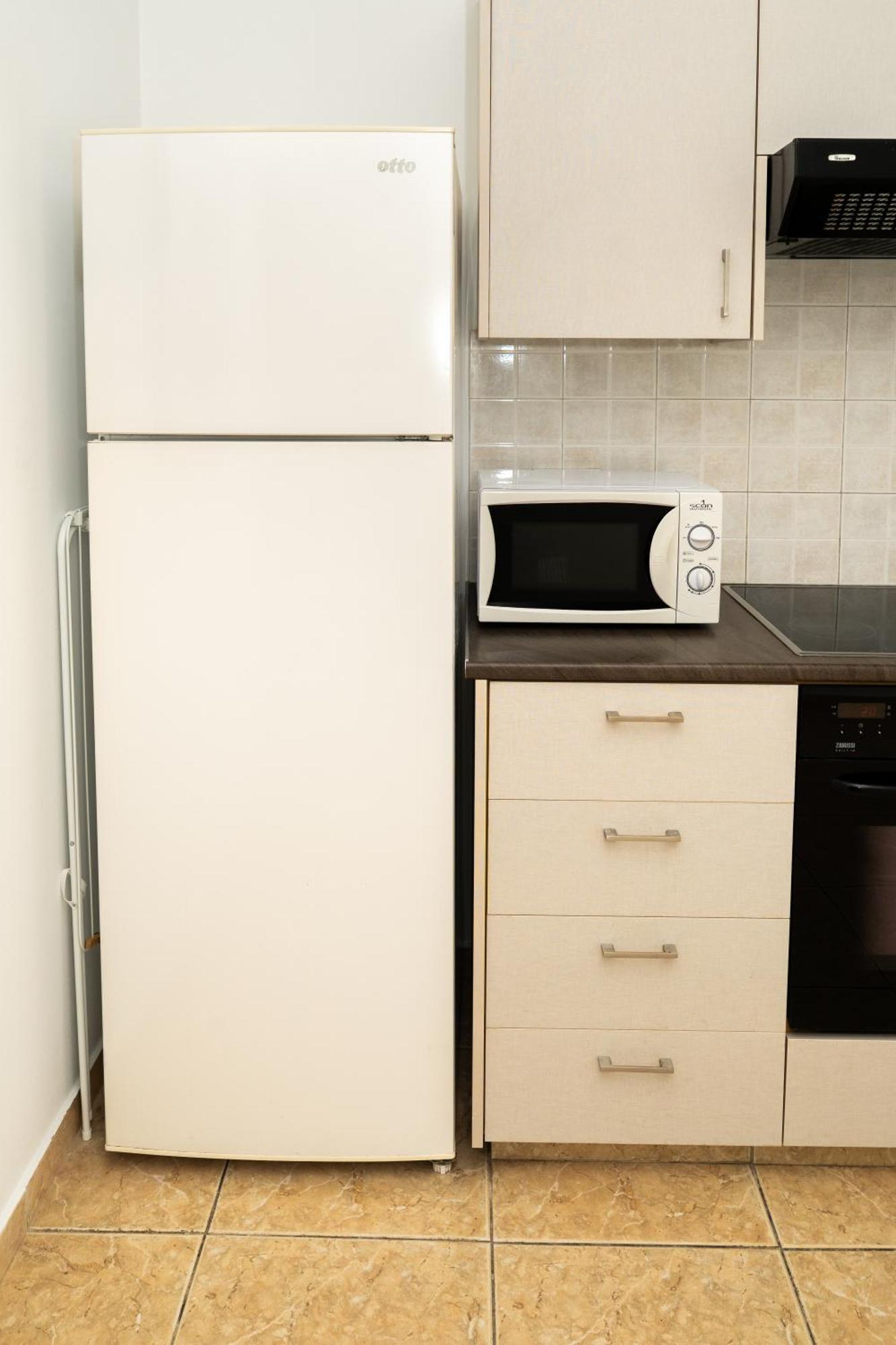 לרנקה Olivia Mackenzie 2 Bedroom Flat With Pool מראה חיצוני תמונה